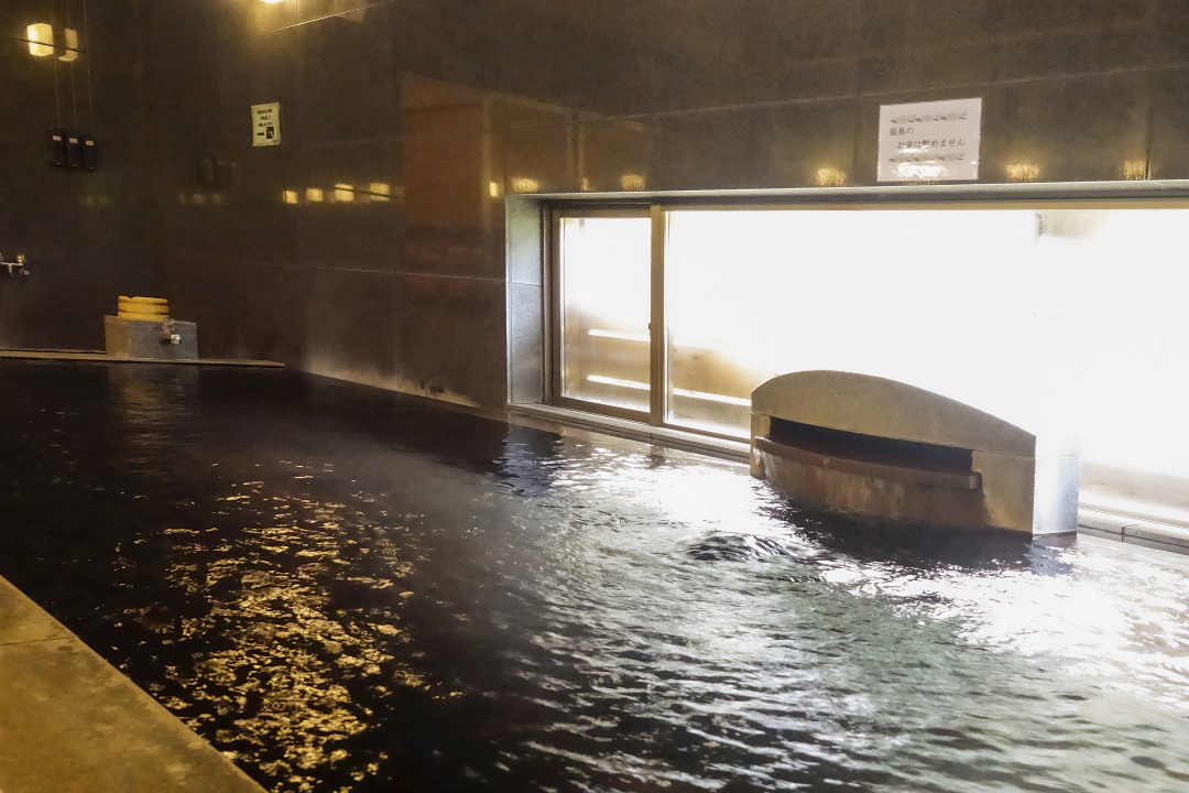 石の湯（本館大浴場）内湯2